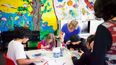 Tablets brighten students' lives at Ronald McDonald House school